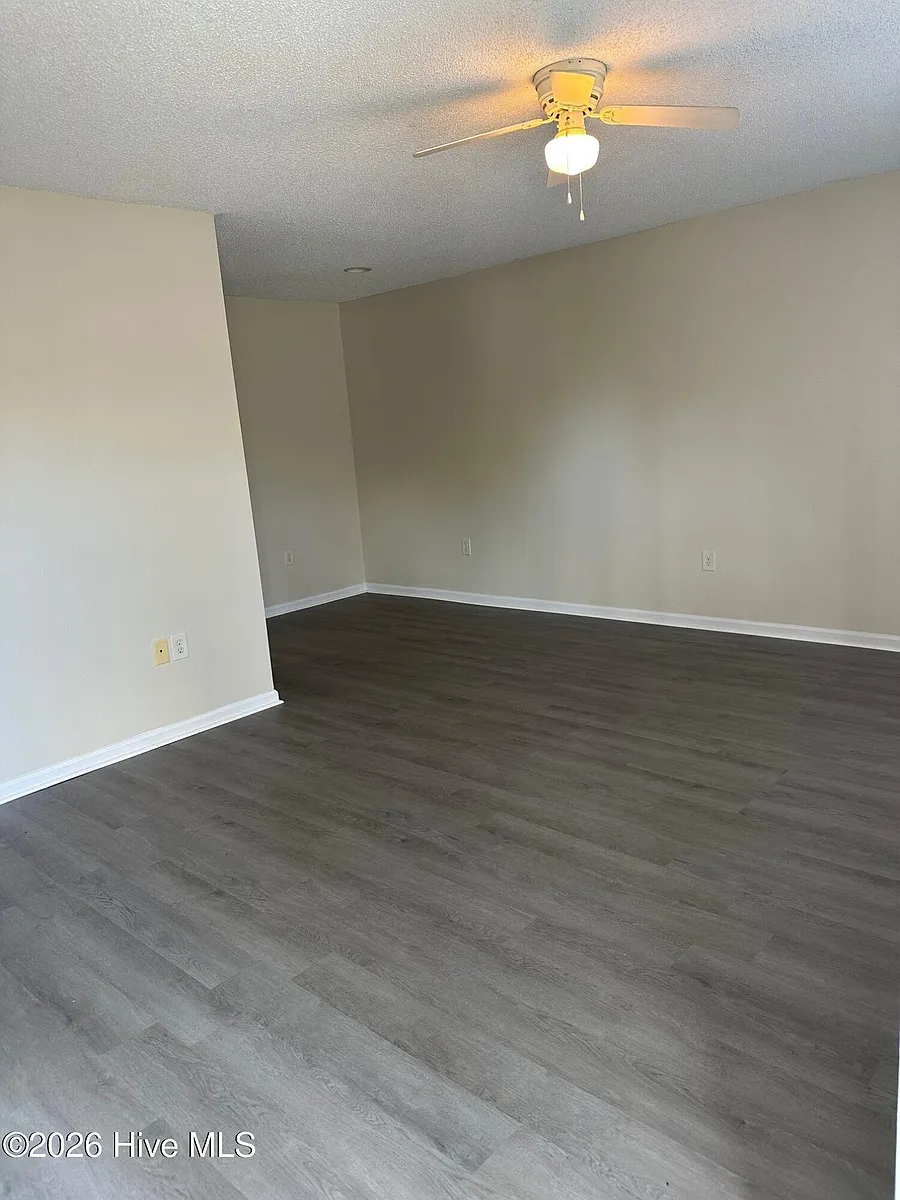 Building Photo - 4468 Magellan Ct #B