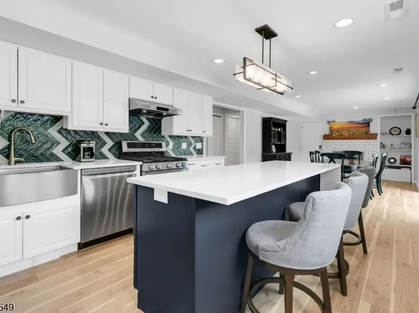23 Wayne Ter, Bernards Twp., NJ 07920