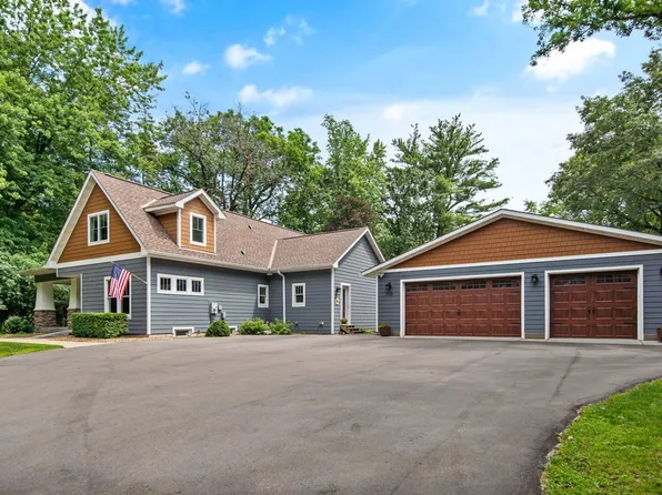 250 Old Wildwood Rd, Saint Paul, MN 55115
