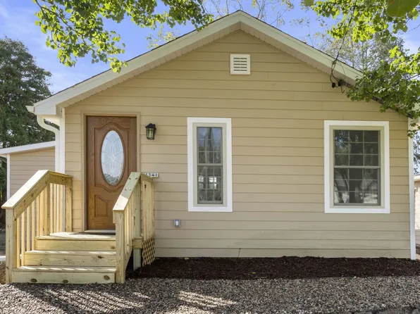 W1341 Fairview Rd, Genoa City, WI 53128