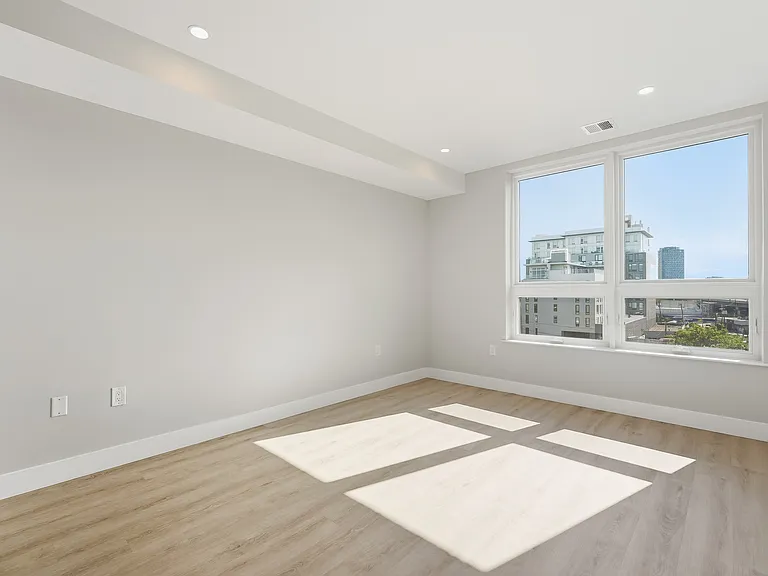 Skylar Lofts JC — Photo 39