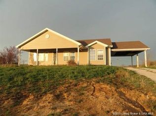 329 W Casey Ct, Salem, IN 47167