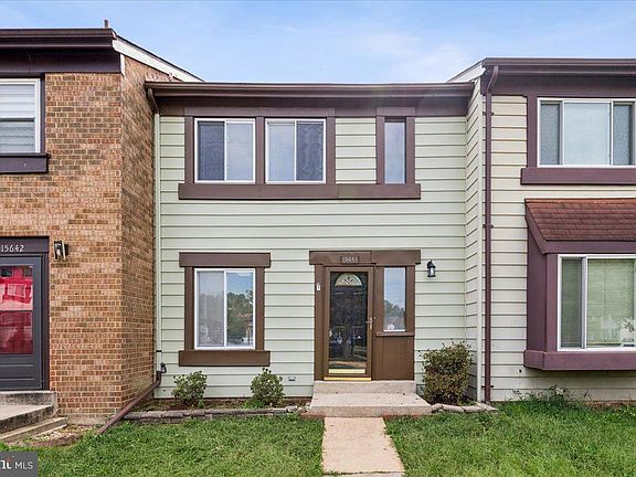 5th image of 15644 Millbrook Ln #33