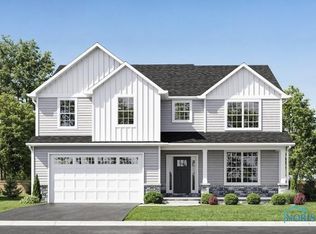 8752 Harlow Ct, Sylvania, OH 43560