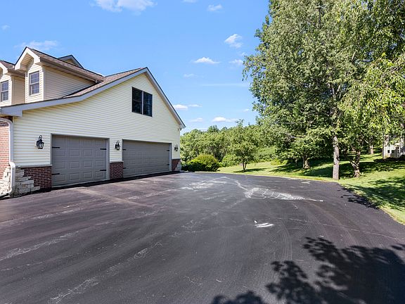 4th image of 12810 Skyline Dr