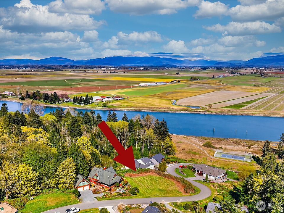 1st image of 8 Sahalie Road