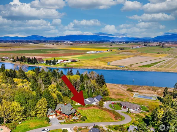 8 Sahalie Road, La Conner, WA 98257