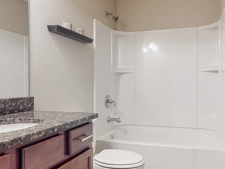 2093 Newark Ln — Photo 23