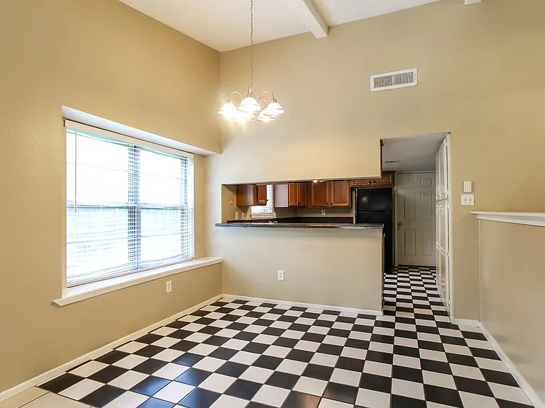 5327 Enchanted Timbers Dr — Photo 8