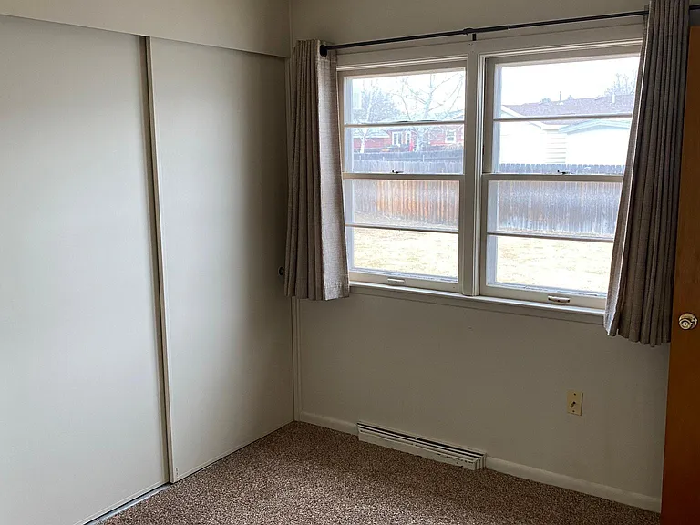 207 Birchwood Dr — Photo 7