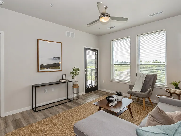 NewBo Lofts — Photo 24