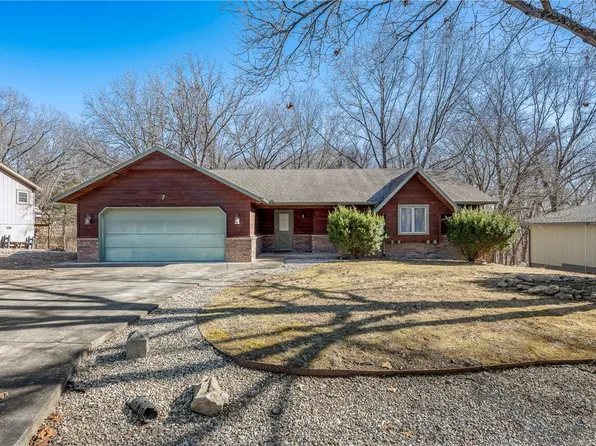 7 Haslingden Ln, Bella Vista, AR 72715