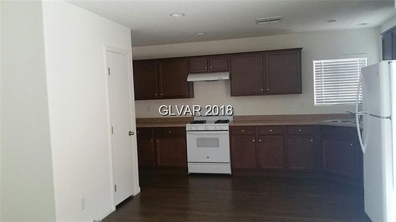 2nd image of 4260 Winter Cloud Ct
