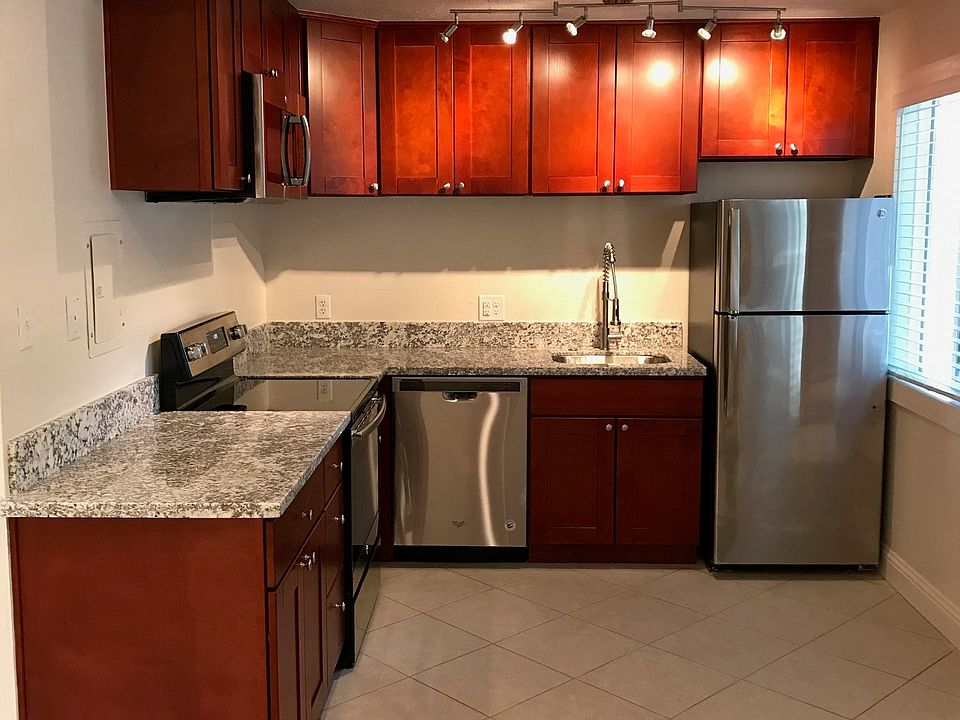 1st image of 1716 H St APT 2