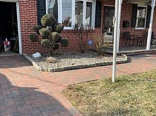 10 Janvier Ave, New Castle, DE 19720