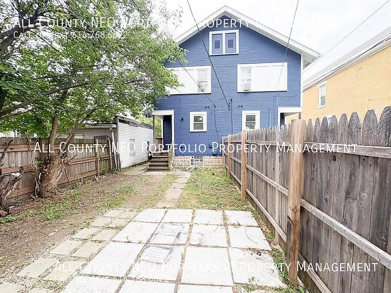 68 S Hague Ave — Photo 26