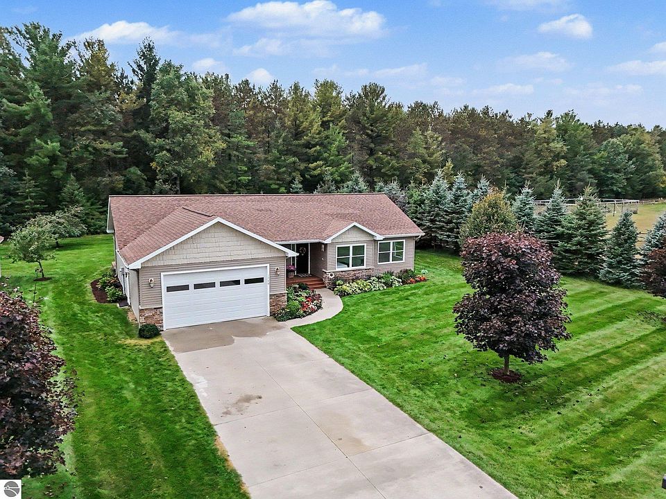 1st image of 1780 Sweetfern Way