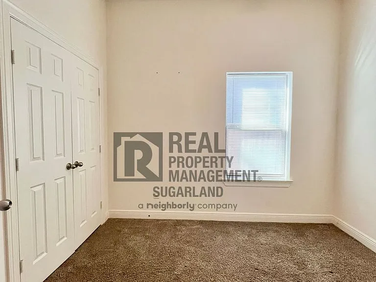 4810 Wilmington St — Photo 14