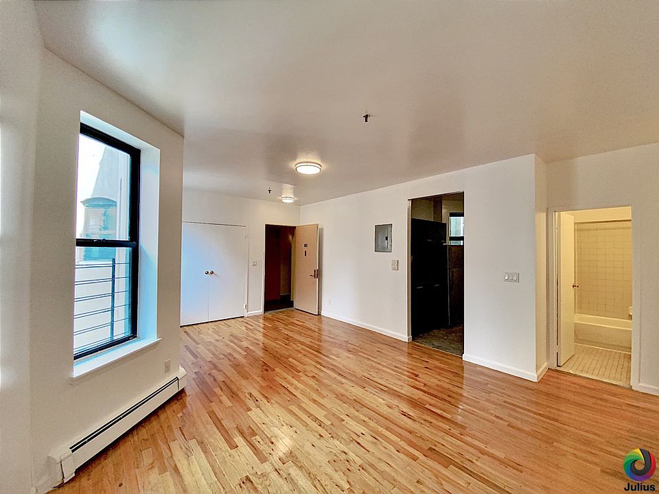 1st image of 1509 Lexington Ave APT 5B