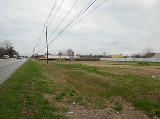 10040 Veterans Memorial Dr, Houston, TX 77038