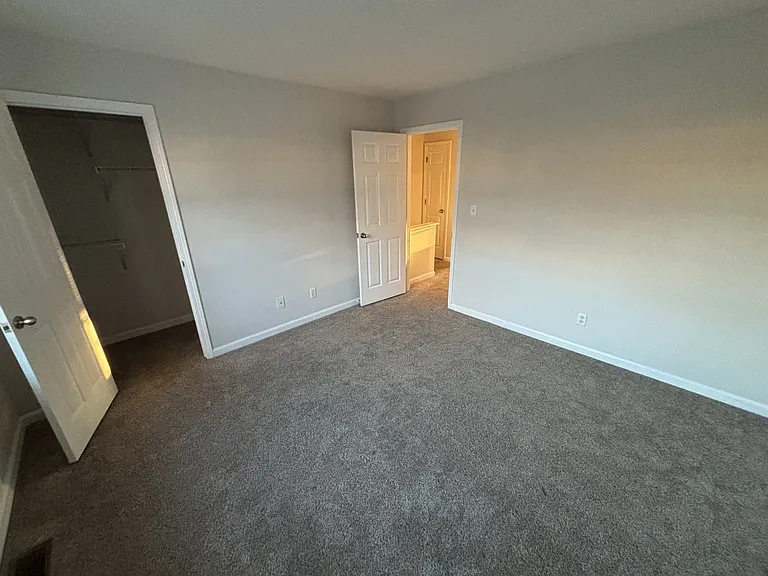 120 Hillridge Ct #C — Photo 9