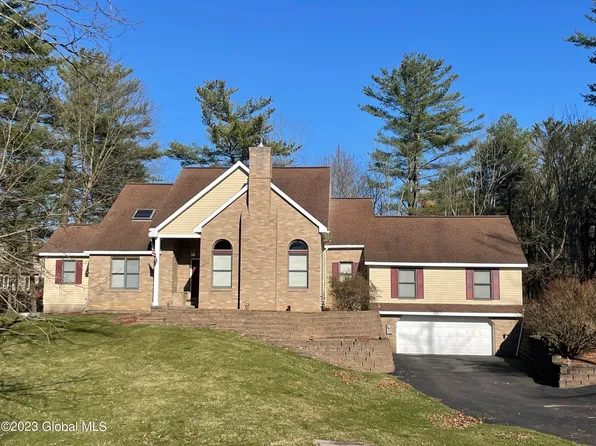 59 Bittersweet Lane, Slingerlands, NY 12159
