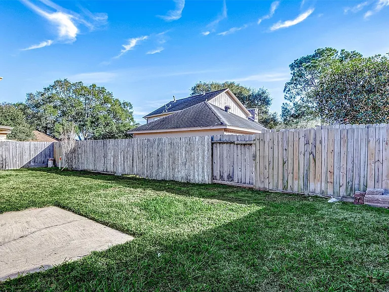 21623 Park Valley Dr — Photo 25