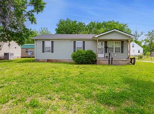 1306 E 9th St, Hopkinsville, KY 42240