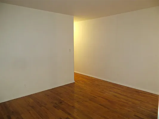 Rented by Performing Assets Corp | media 8