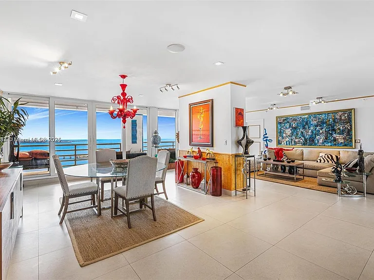 1541 Brickell Ave #A-3902 — Photo 7