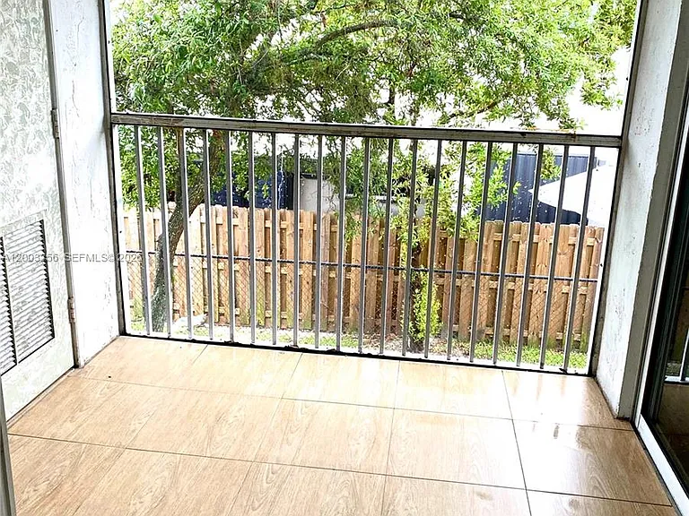 464 NE 210th Circle Ter #201-10A — Photo 11