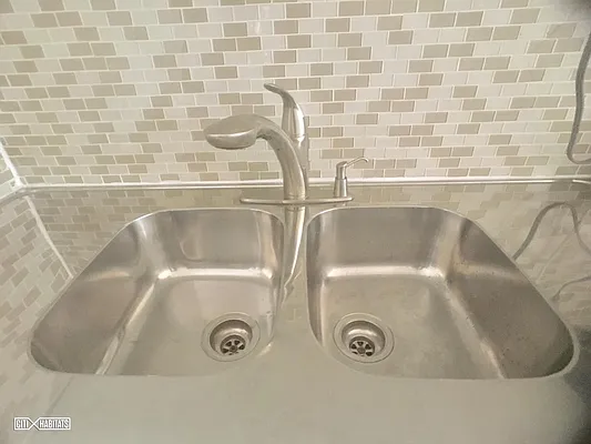 Rented by Citi Habitats | media 25