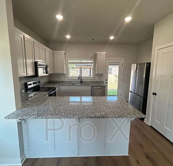 623 Cosmos St — Photo 6