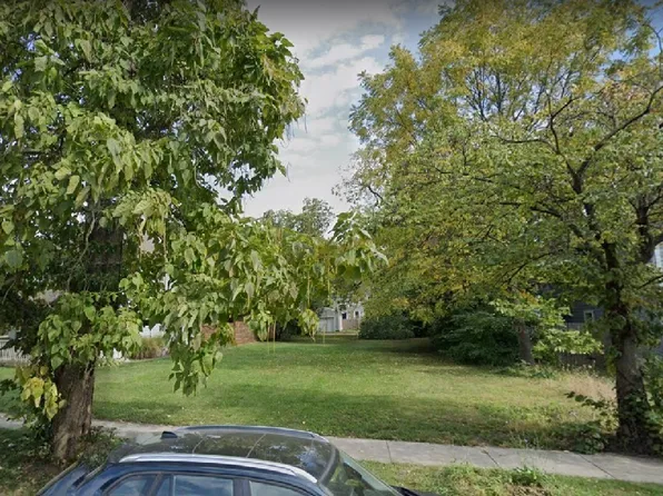 2521 Carrollton Ave, Indianapolis, IN 46205