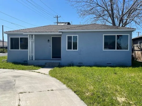 501 W Latham Ave, Hemet, CA 92543