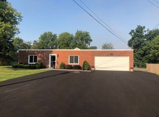 4770 Harris Hill Rd, Williamsville, NY 14221