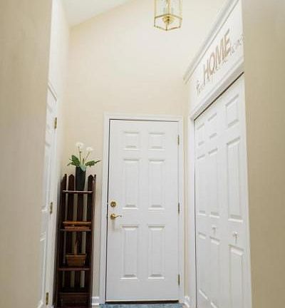 3rd image of 135 Creekgate Ct