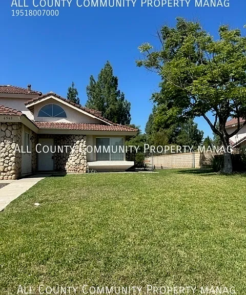 6563 Whitman Ct — Photo 1