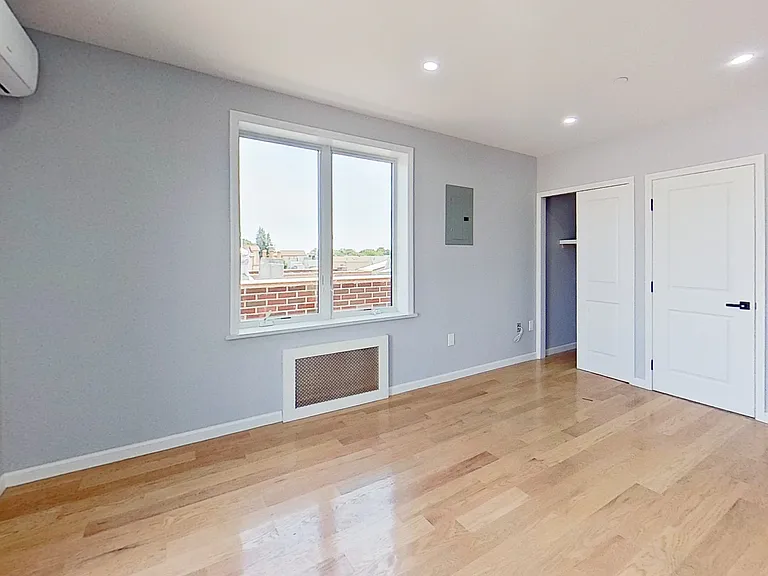 1616 68th St #2 — Photo 7