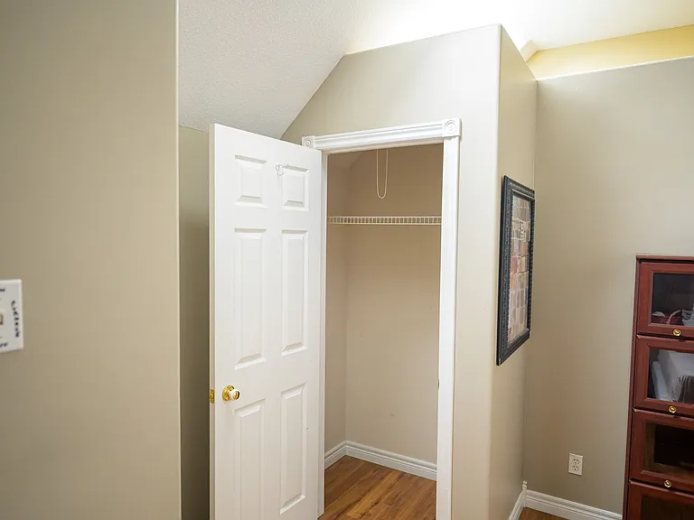 317 Queen St #302 — Photo 25