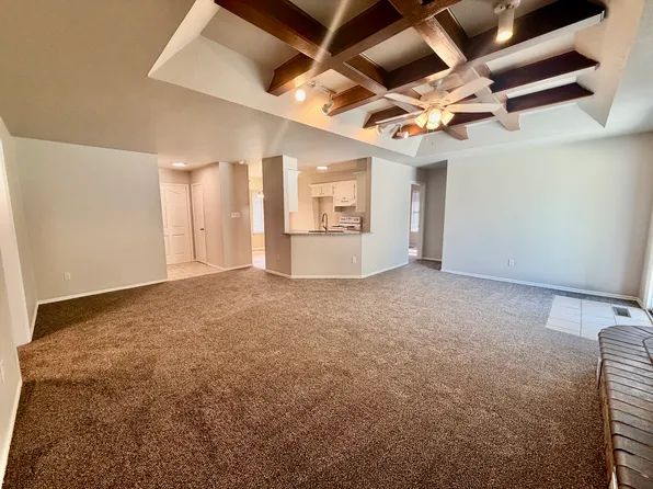 1900 Sunflower Cir, Norman, OK 73072