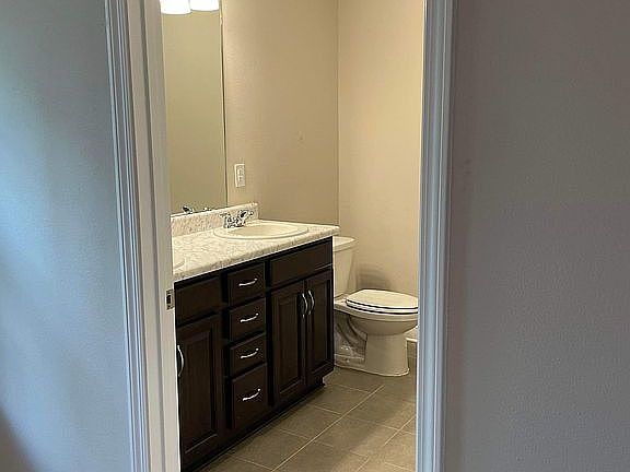 View into Ma. Bath Rm. 