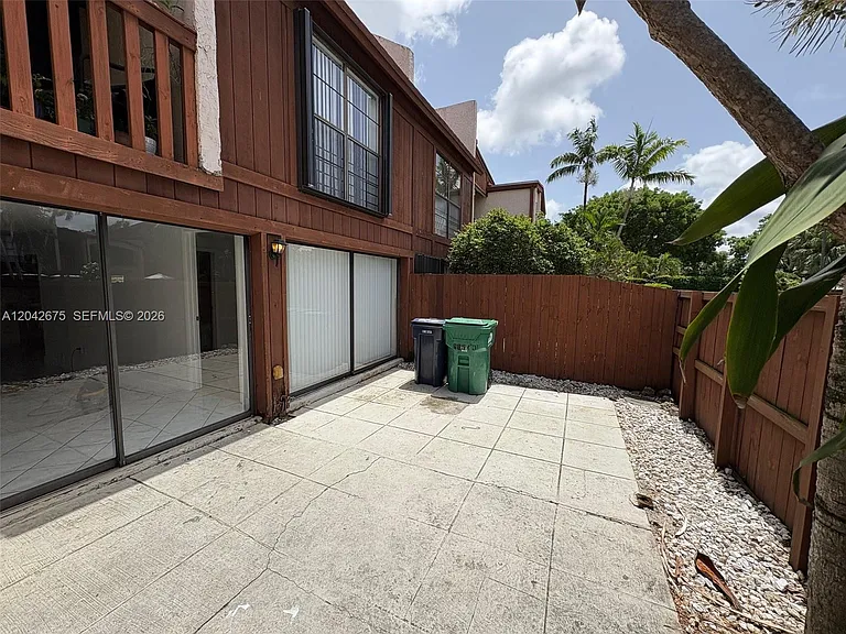 6854 SW 114th Pl #D60 — Photo 7