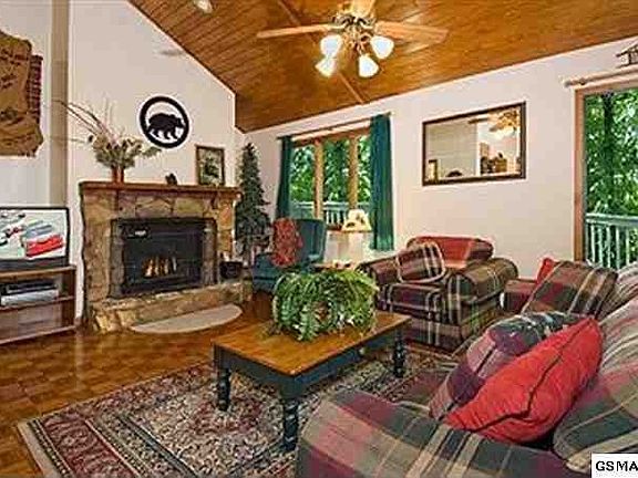 2nd image of 1348 N Baden Cir