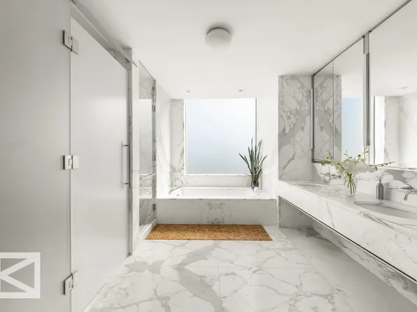 350 West Broadway image 9 of 29