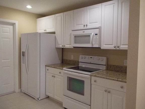 4th image of 1811 E Royal Tern Ln #C