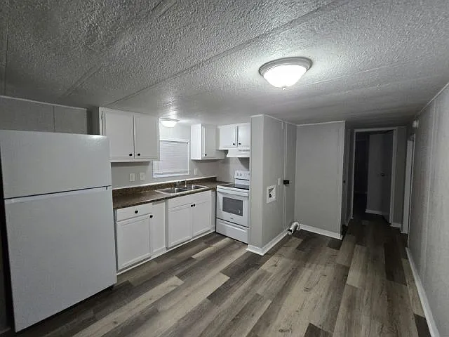 1 bed, 1.0 bath, 715 sqft, $1,400 — Photo 3