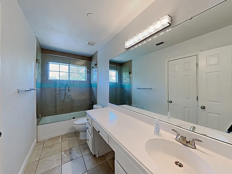 14620 Stratford Ct — Photo 13