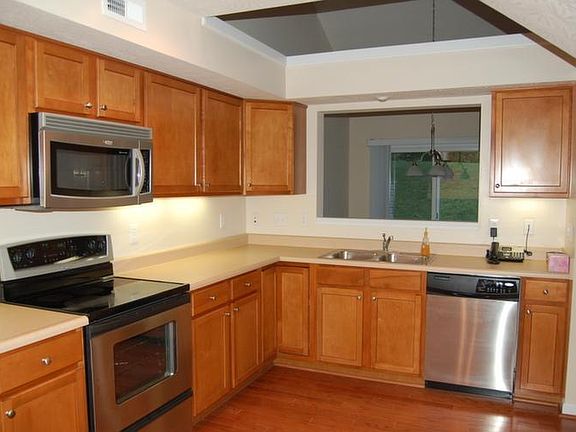 5th image of 6541 Twin Lakes Dr