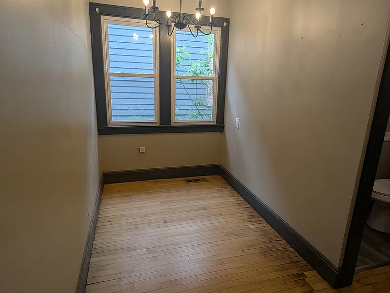 205 W Ring St #1 — Photo 4